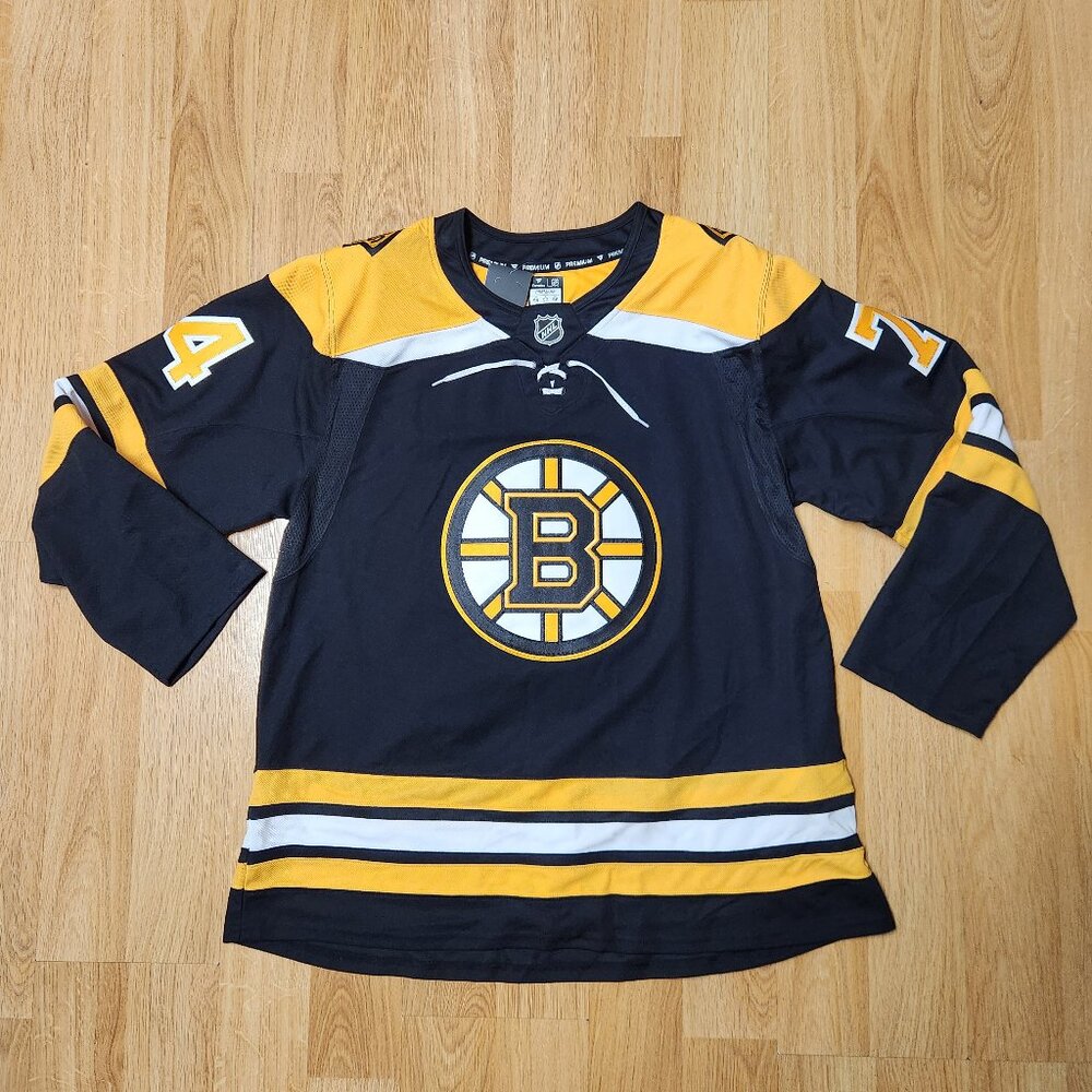 Jake DeBrusk Boston Bruins Fanatics Premium NHL hockey jersey men sz 56/2XL NWT